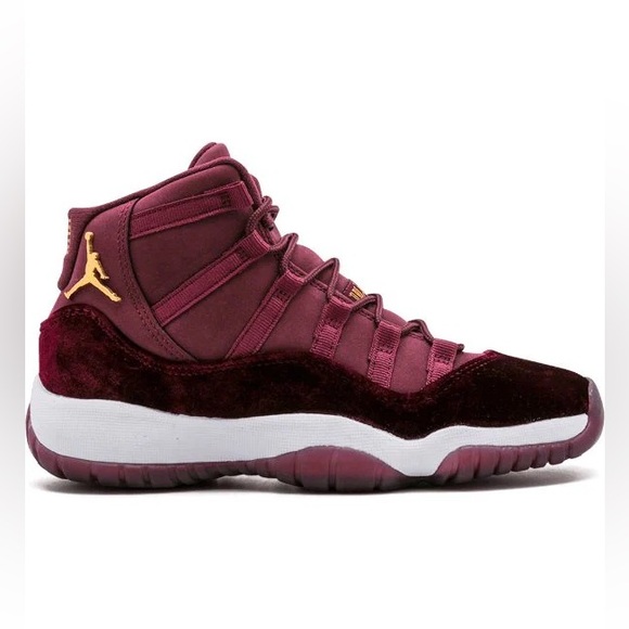 Air Jordan 11 Retro GG Heiress Velvet Sneakers - Picture 1 of 12